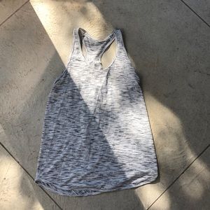 Grey and white patterned Lululemon Tank